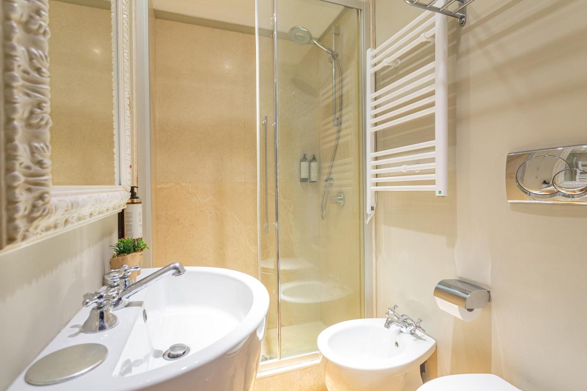 Hotel Parrasio Rome Exterior photo
